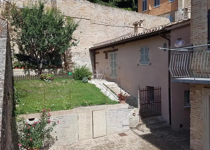 Casa La Piazzetta Rinascimentale Casa vacanze Urbino